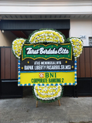 Papan Bunga Duka di Gunung Talang